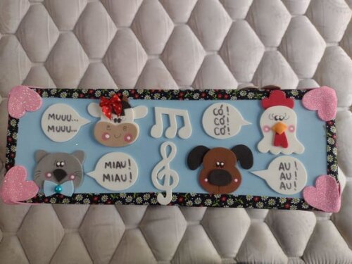 Caixa Musical com 27 Fichas
