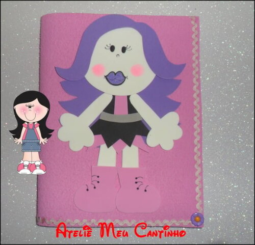 Capas de caderno personagens