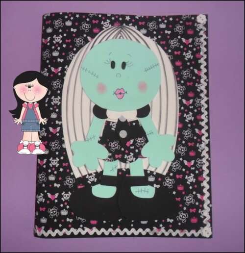 Capas de caderno personagens