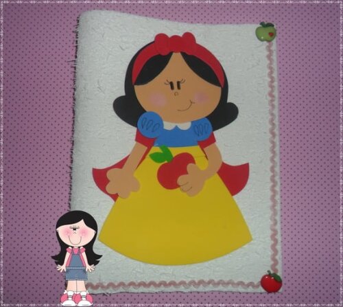 Capas de caderno personagens