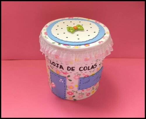 Lata de história Mamãe quero colar