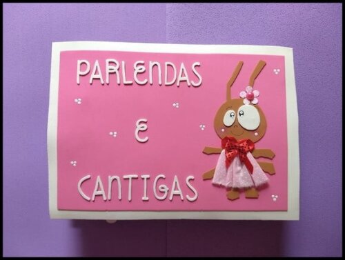 Livro cantigas e parlendas