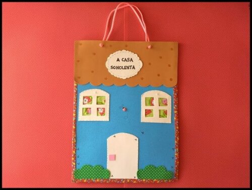 NOVO sacola cenário A casa Sonolenta
