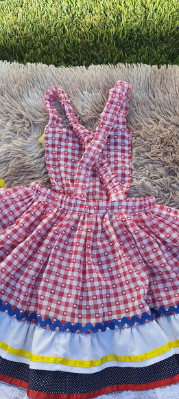 Jardineira Festa Junina Infantil Luxo