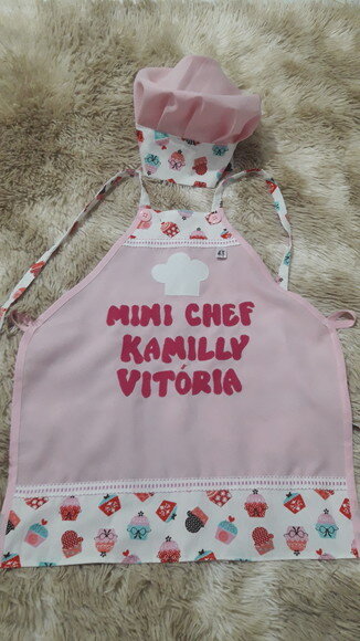 Avental infantil e chapéu mestre cuca