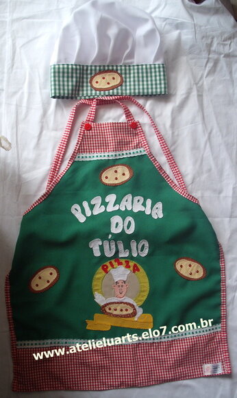 Avental infantil e chapéu mestre cuca