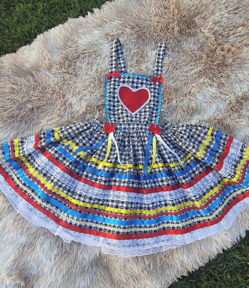 Roupa de Festa Junina Infantil Luxo