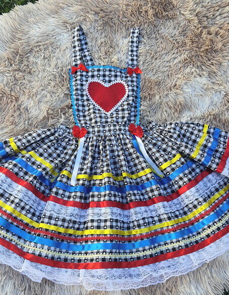 Roupa de Festa Junina Infantil Luxo