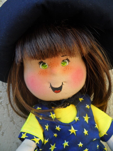 Boneca de Pano Bruxinha