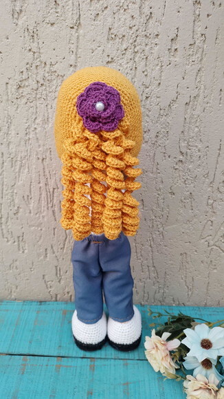 Boneca Mãezinha Amigurumi
