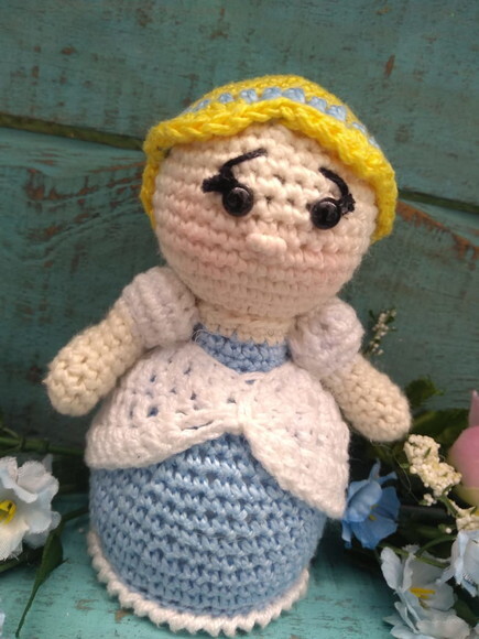 Bonequinhas princesas Amigurumi * Vendidas Separadamente