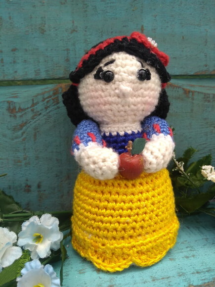 Bonequinhas princesas Amigurumi * Vendidas Separadamente