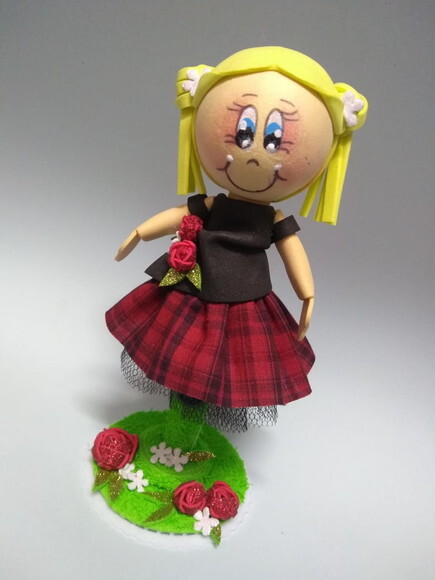 Caneta boneca EVA 3D