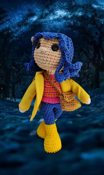 Coraline em Amigurumi
