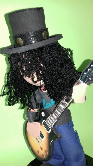 Guns N