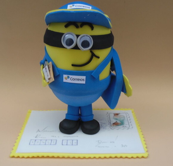 Minion Carteiro