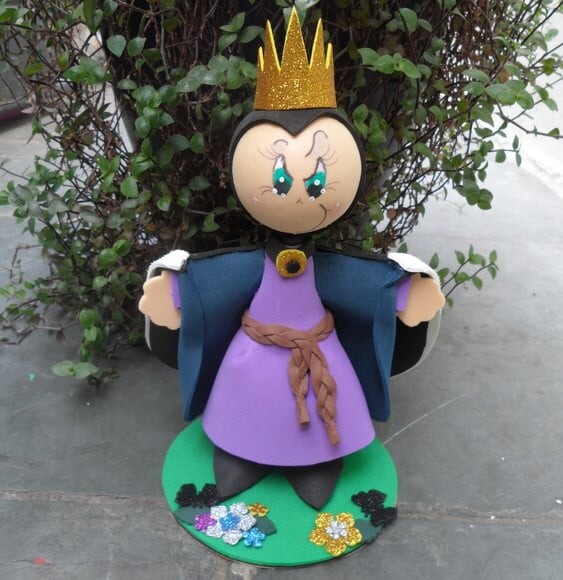Rainha Má * Branca de neve