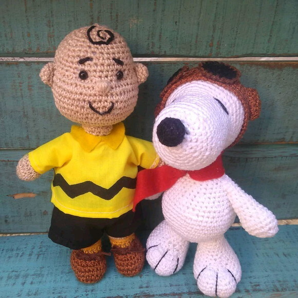 Snoopy e Charlie Brown amigurumi