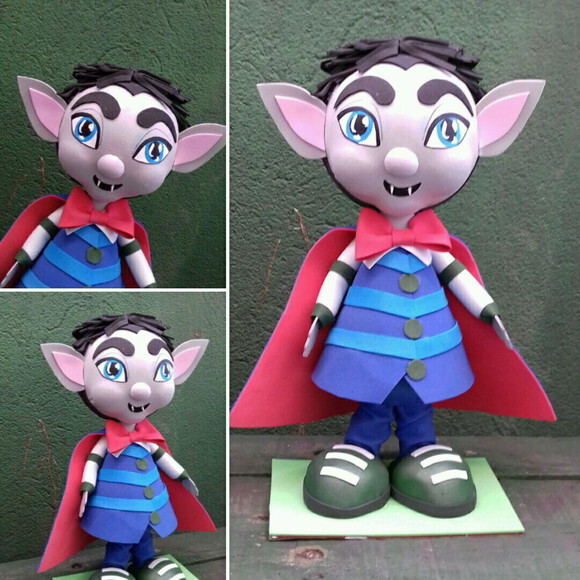Super Monstros em Ação 40 cm - Vendidos separadamente