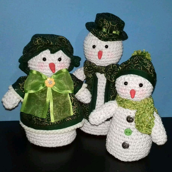 Trio Bonecos de Neve Amigurumi