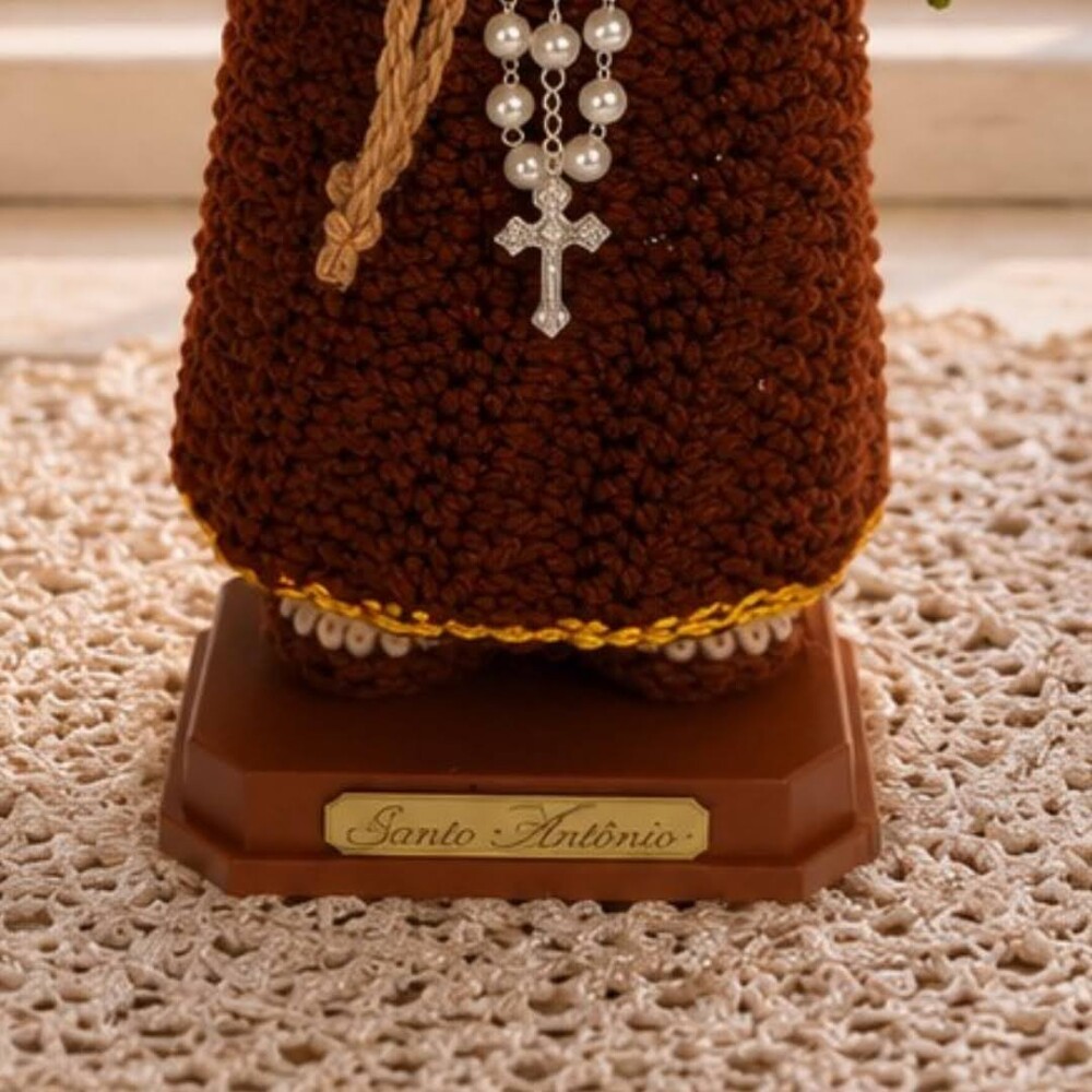 Santo Antônio em Amigurumi