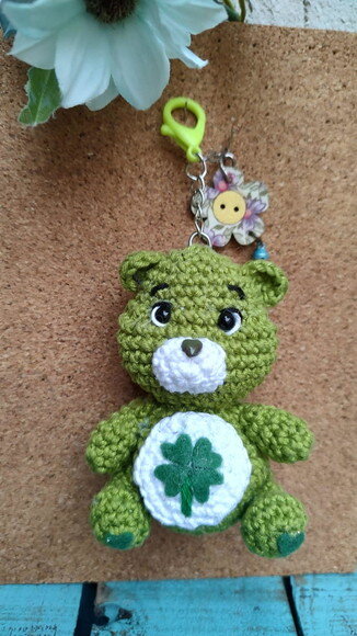 Chaveiro Ursinhos Carinhosos em Amigurumi