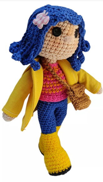 Coraline em Amigurumi