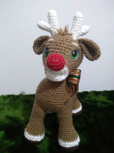 Rena em amigurumi