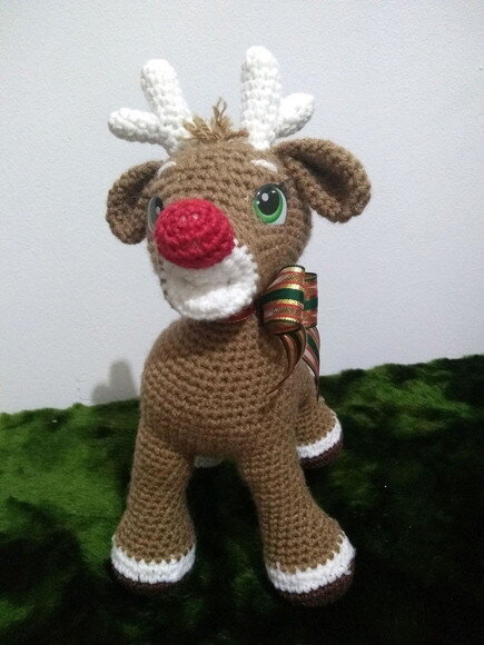 Rena em amigurumi