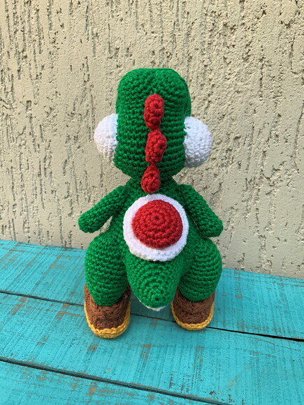 Yoshi * Super Mario