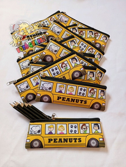 Estojo Slim Personalizado Ônibus do Snoopy Tam: 19x7