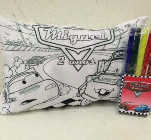Almofada para Colorir Personalizada Carros com Canetinha.
