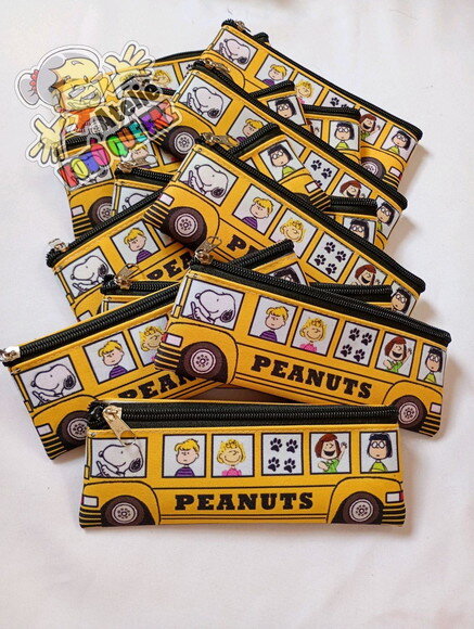 Estojo Slim Personalizado Ônibus do Snoopy Tam: 19x7