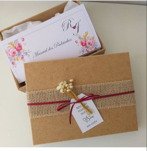 Caixa em mdf Decorada com Juta, Flor e Tag