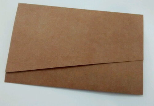 Envelope com aba diagonal