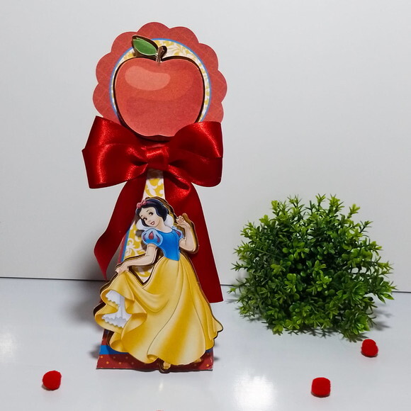 Caixa Pirâmide Branca de Neve Tradicional