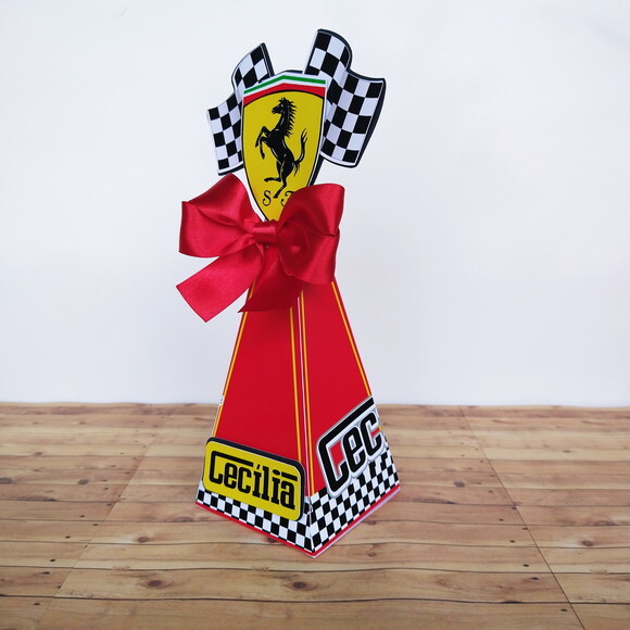 Caixa Pirâmide Ferrari