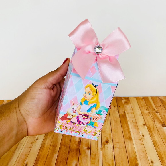 Kit 20 Caixas Básicas Personalizadas Alice