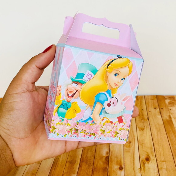 Kit 20 Caixas Básicas Personalizadas Alice