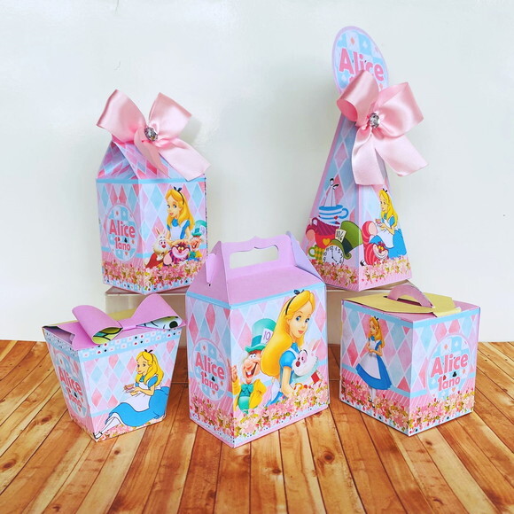 Kit 20 Caixas Básicas Personalizadas Alice