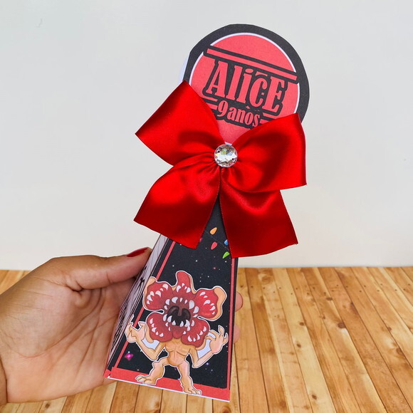 Kit 30 Caixa Básicas Personalizadas Stranger Things