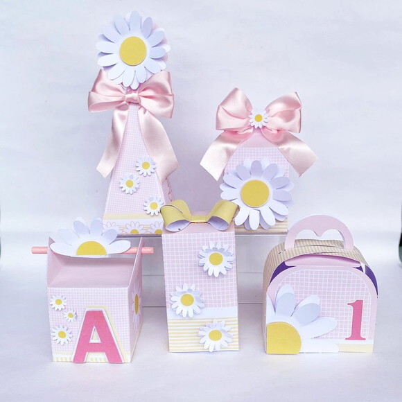 Kit 50 Caixas Personalizadas Margaridas