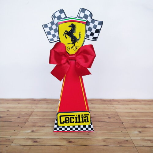 Caixa Pirâmide Ferrari