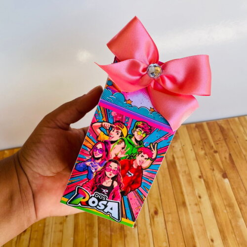 Kit 20 Caixas Básicas Personalizadas dos Rosas -emily Vick