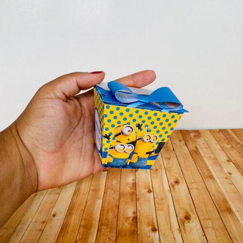 Kit 30 Caixas Personalizadas Básicos Minions