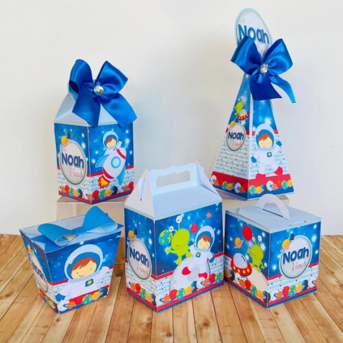 Kit 50 Caixas Personalizadas Basico Astronauta