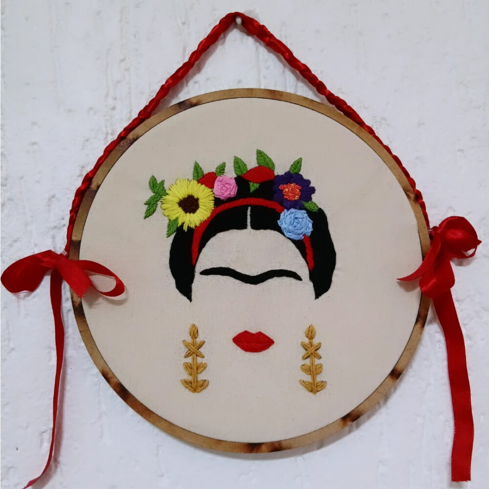 Quadro bordado frida kahlo decoração