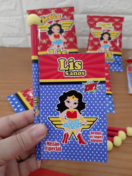 Bloquinho Mulher Maravilha com Lápis
