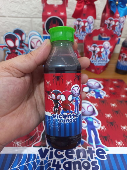 Suco Natural One Homem Aranha no Aranhaverso