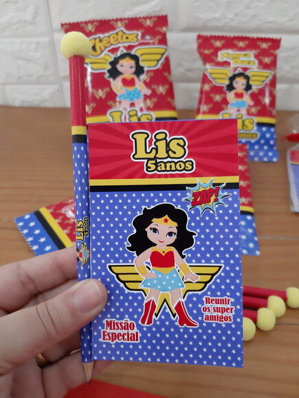 Bloquinho Mulher Maravilha com Lápis